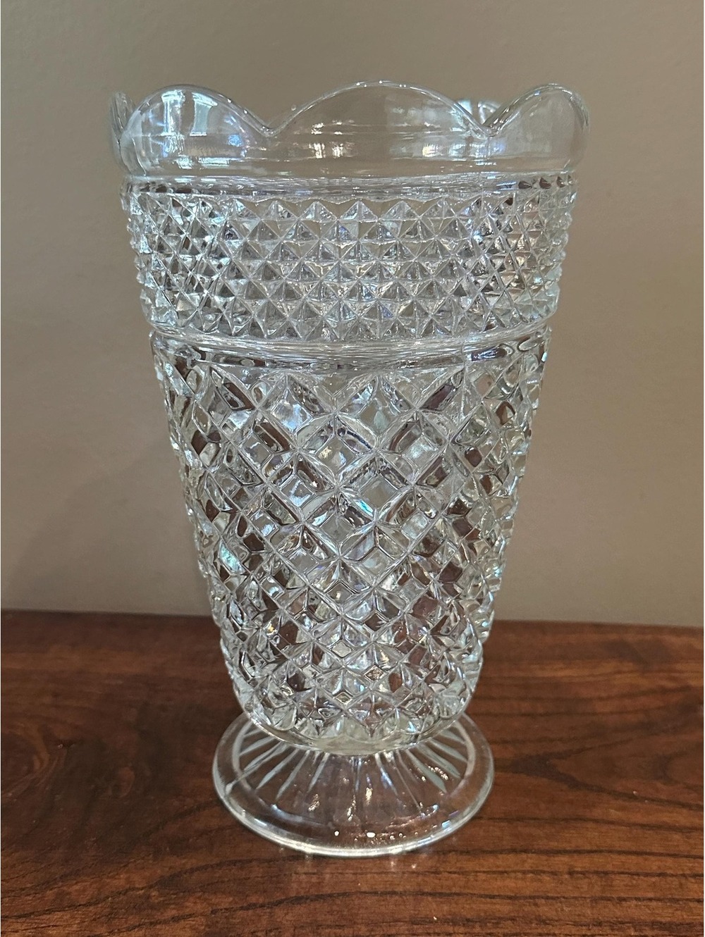 Vintage Anchor Hocking Wexford Clear Glass Flower Vase